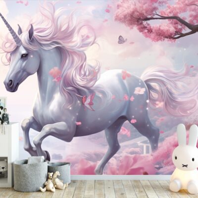 Bajkowy jednorożec z pastelową grzywą galopujący wśród różowych kwiatów sakury na tle magicznego krajobrazu.